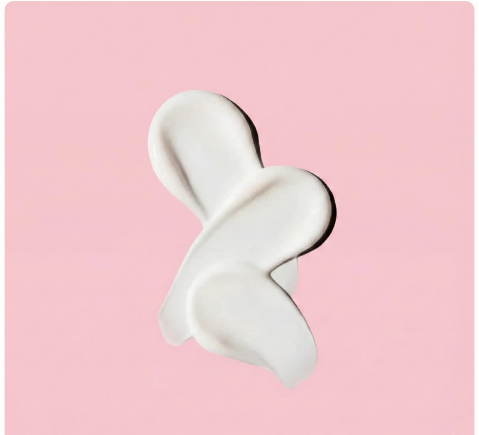 The Iconique Moisturizer Cream Texture